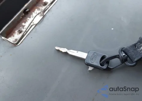 2011 Ford E-250 Commercial из США, поврежденный, VIN 1FTNE2EL7BDB34991